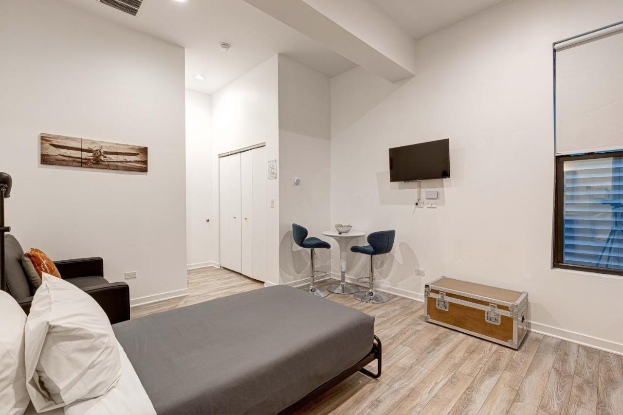 Cabin 105 By 747 Lofts Chicago Dış mekan fotoğraf